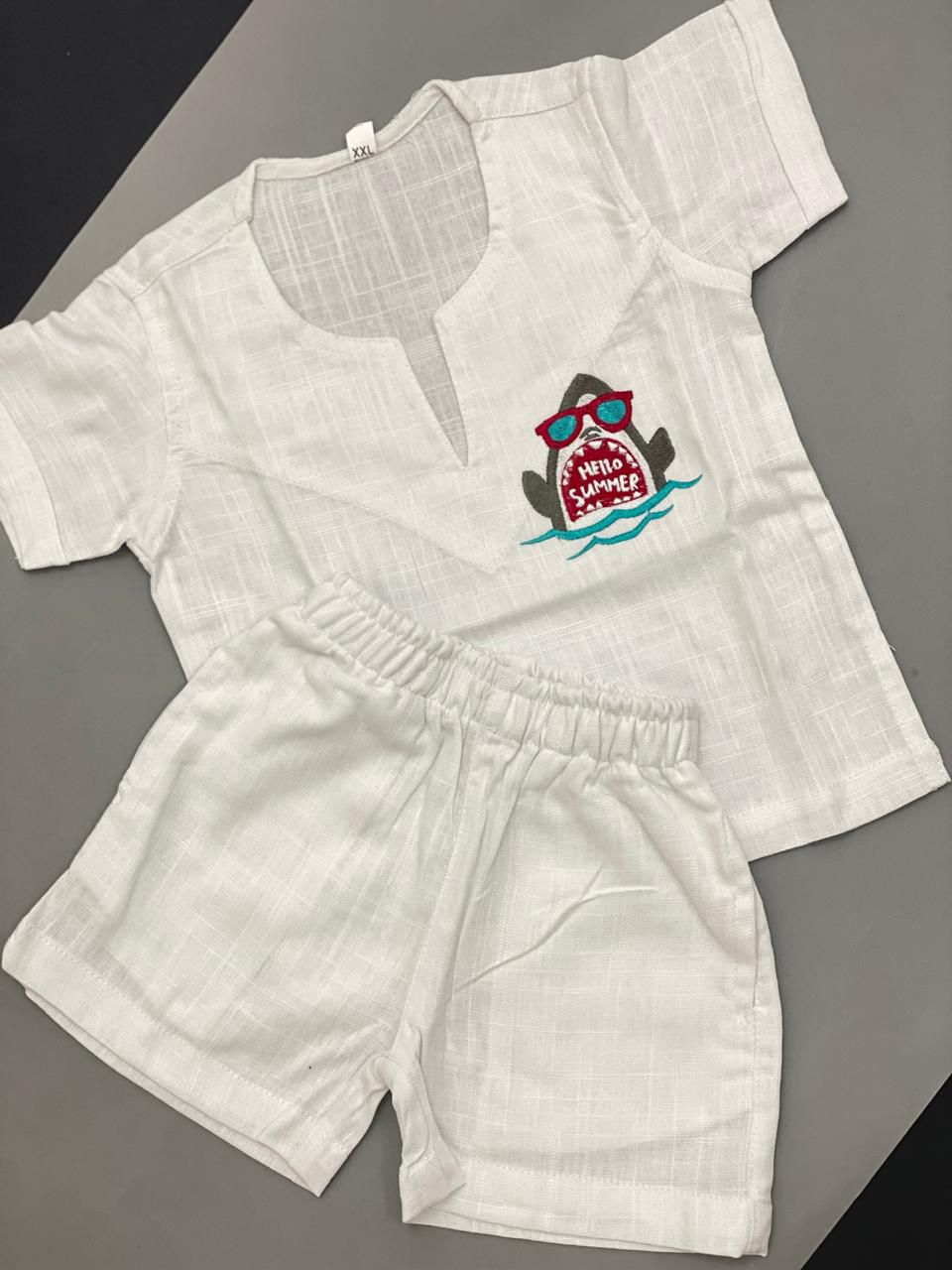 ( Linen kids ) White Tshirt short sleeve & white short