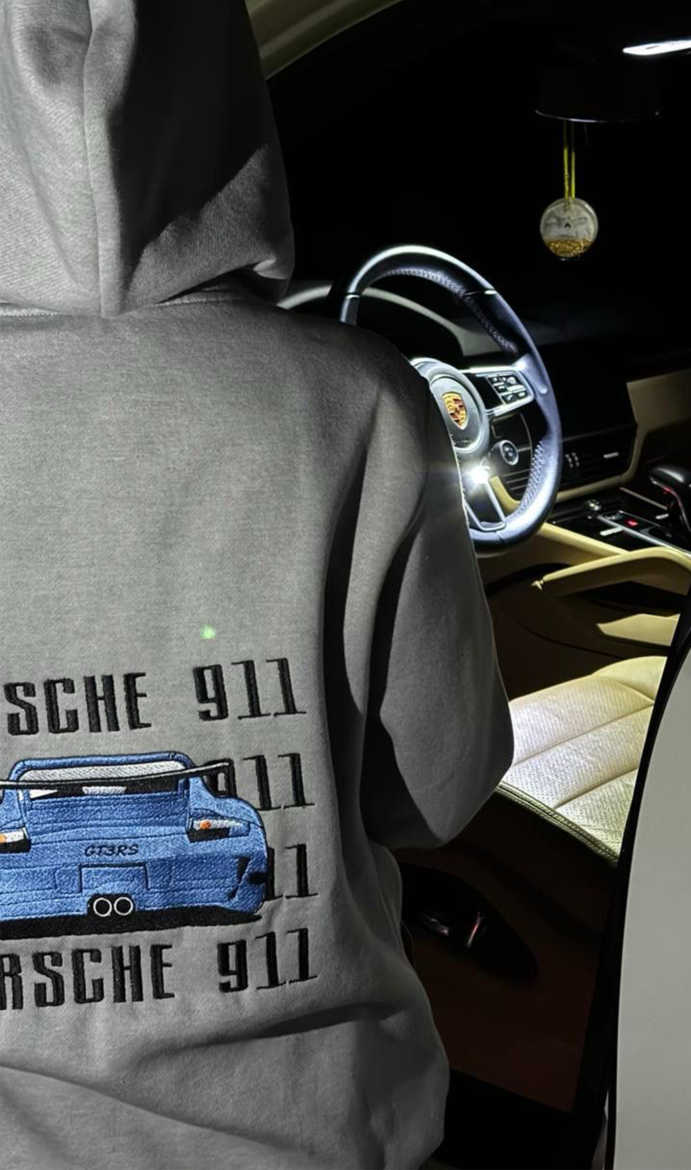 Porsche 911 embroidered